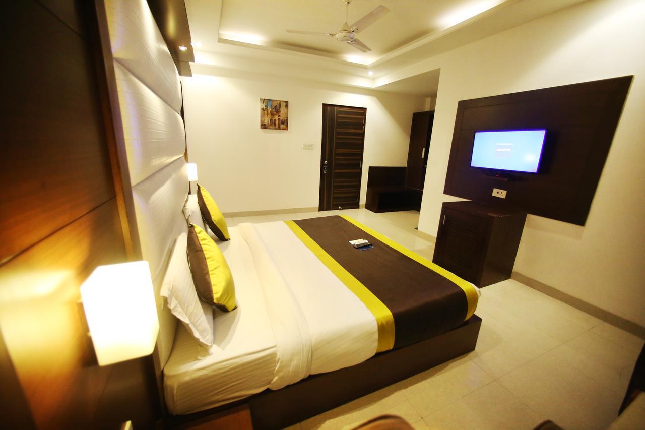 Hotel Aero Star Near Delhi Airport Nowe Delhi Zewnętrze zdjęcie